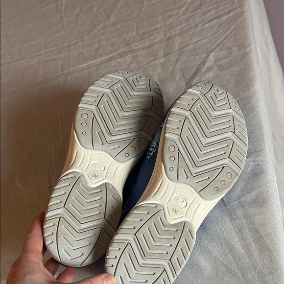 Kids Blue Slip-On Active Shoes - Picture 6 of 7